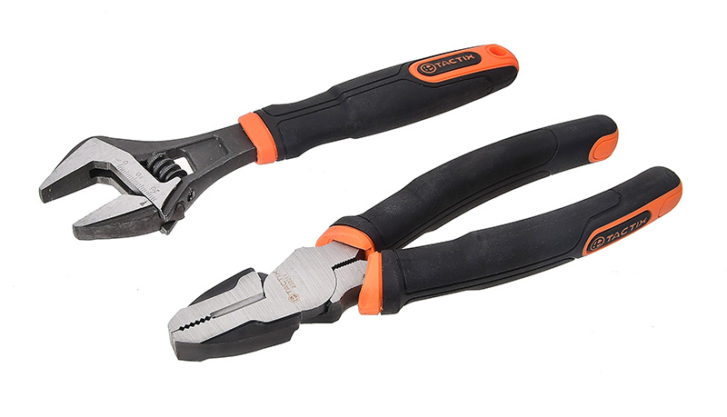 ADJUSTABLE WRENCH